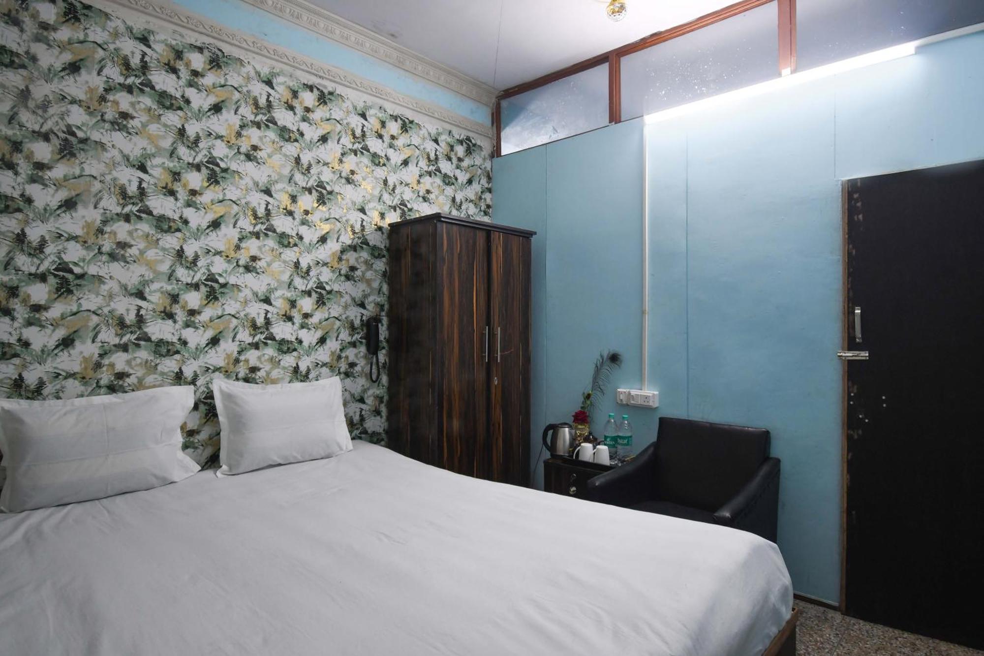 Hotel O Blue Cherry Guest House Kalküta Dış mekan fotoğraf